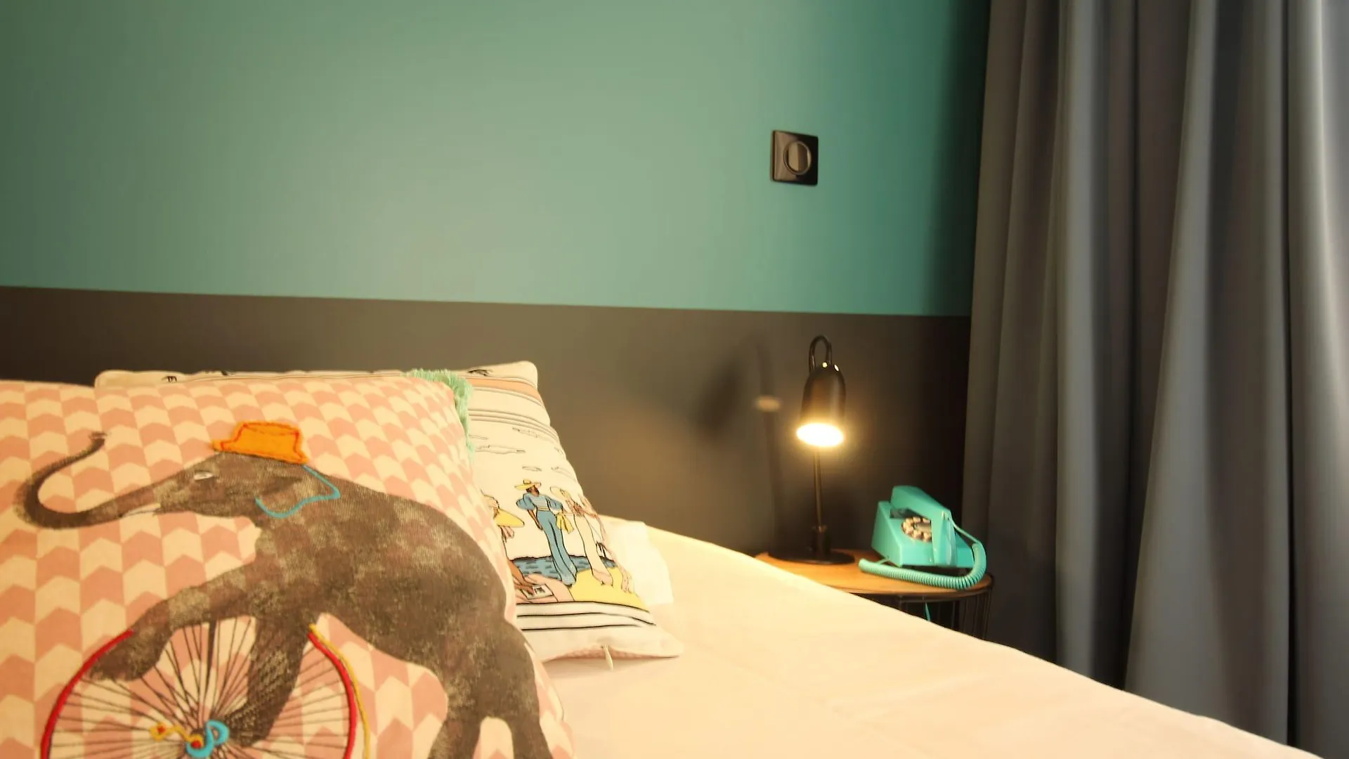 **  Hotel Alnea 칸느 프랑스